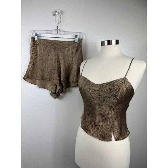 Vintage Victoria's Secret 100% Silk Snake Print Cami & Tap Shorts Set M Y2K - Picture 13 of 16